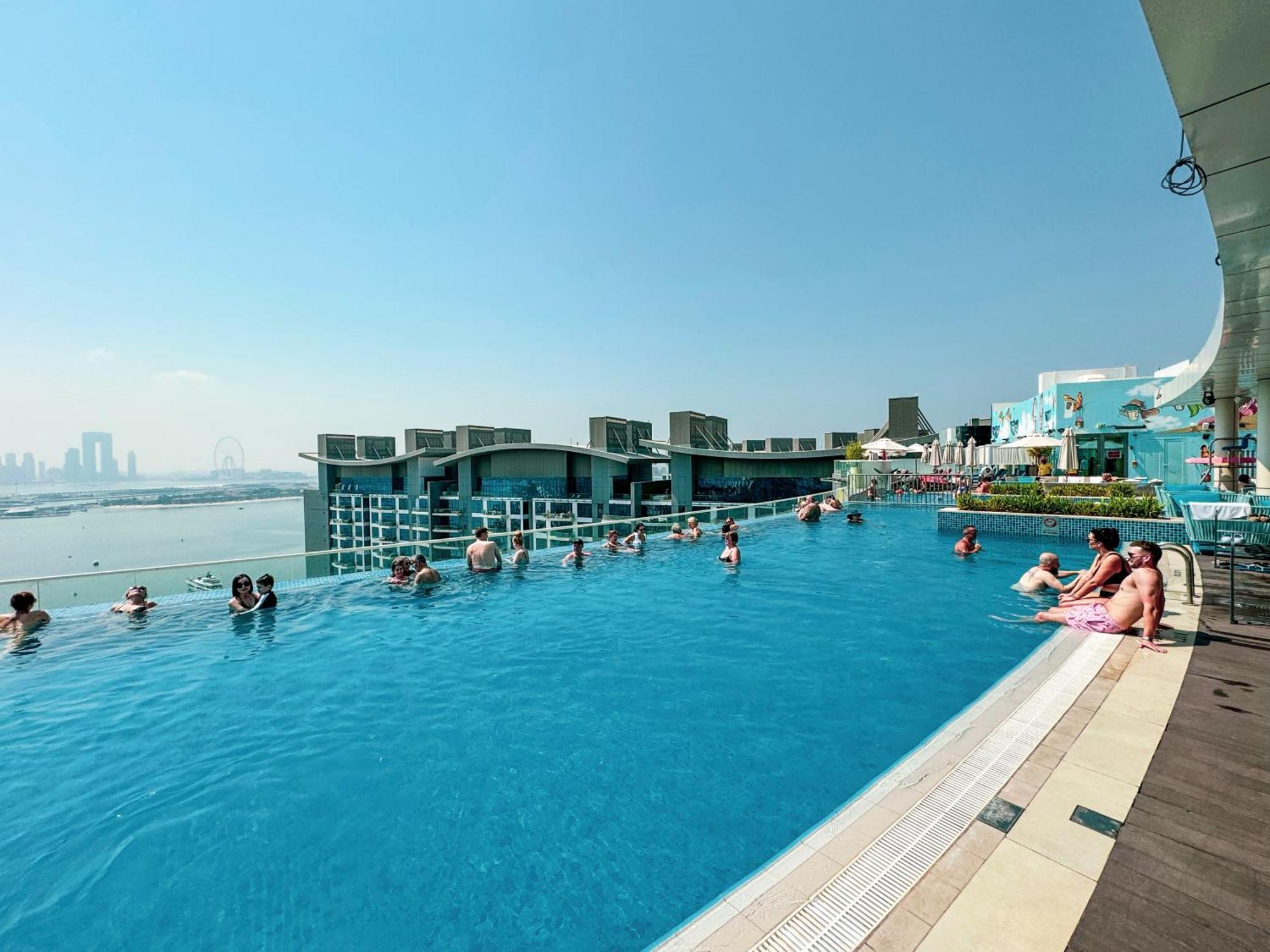 Апартаменты Palm Jumeirah - Private & Free Infinity Pool *
