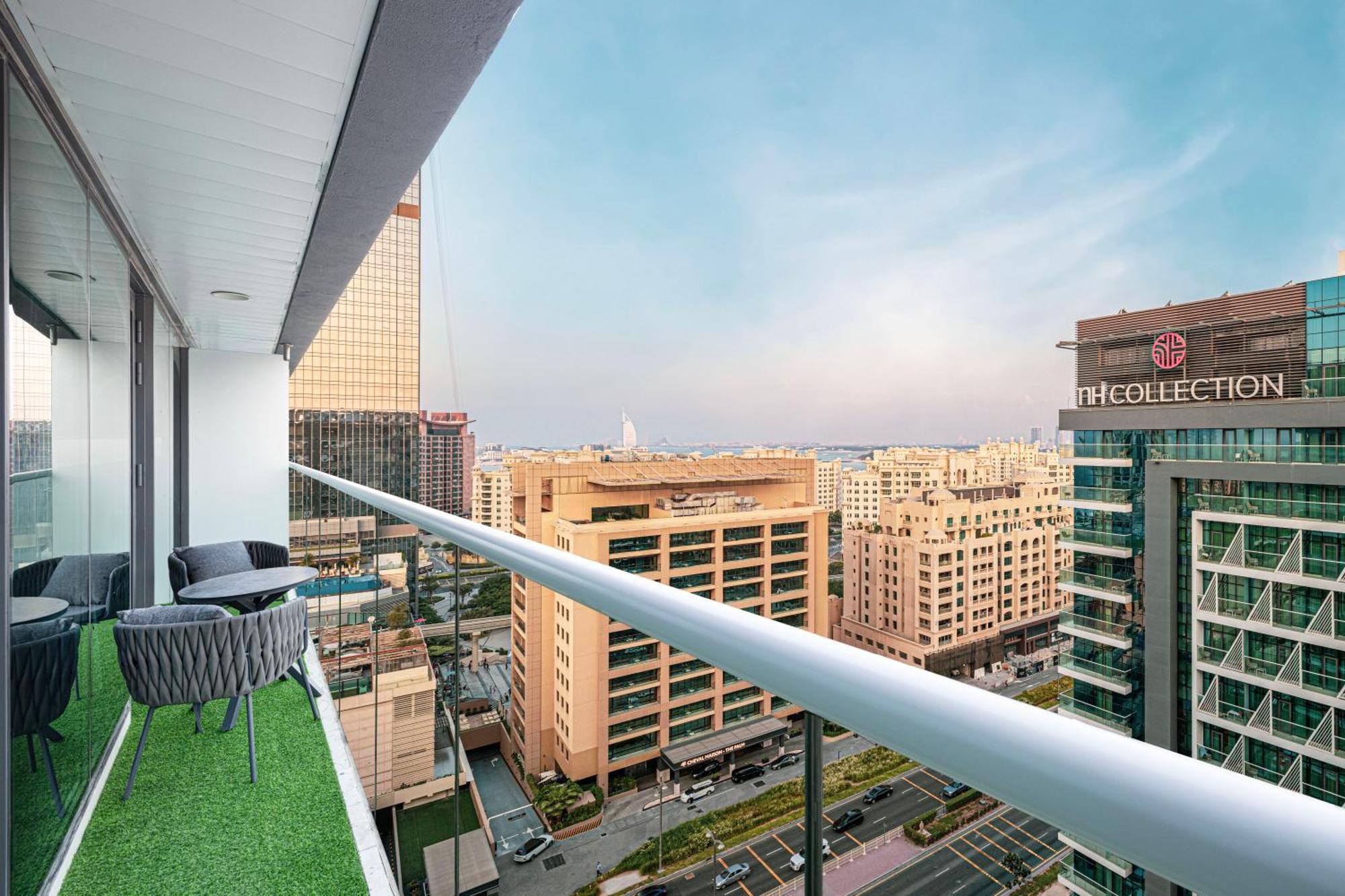 Palm Jumeirah - Private & Free Infinity Pool Апартаменты *
